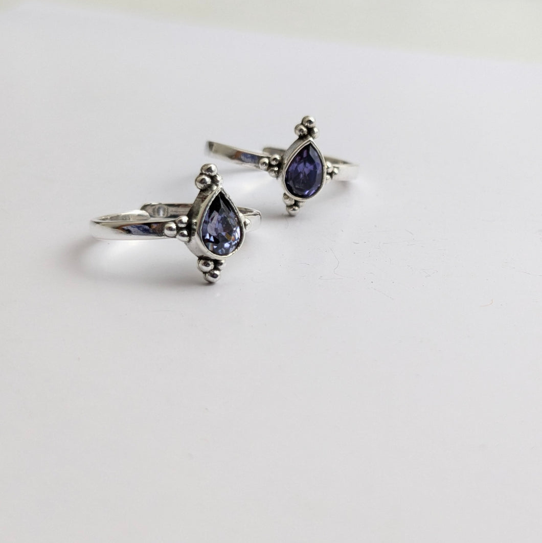 Iolite toe ring