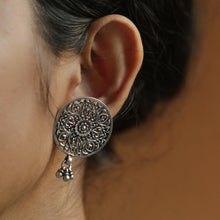 Silver filigree studs