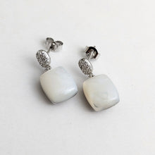 Rectangular mother of pearl earrings