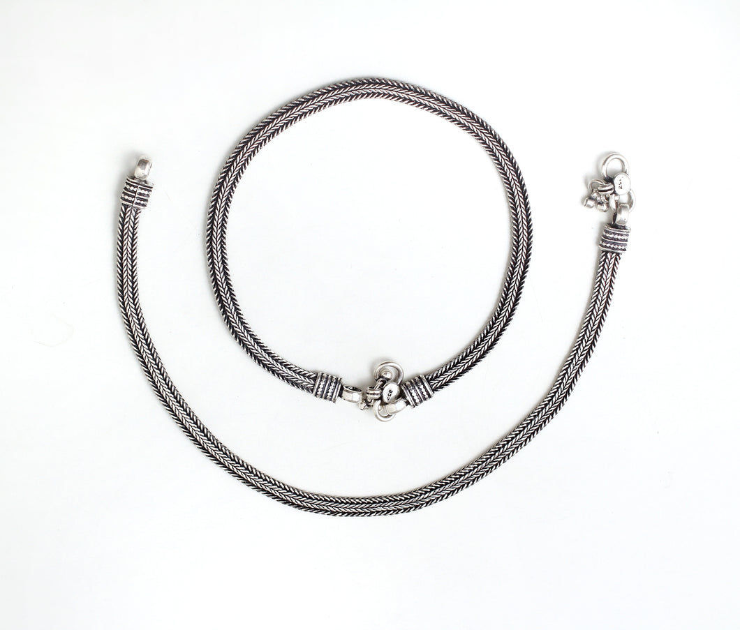 Decoration Fashion Jewelry 24 Inches Silver Necklace Flat Snake Chain  Bracelet Anklet Handmade Craft Design  China Silver Necklace and Bracelet  Anklet price  MadeinChinacom